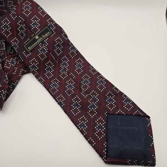 Ermenegildo Zegna‎ Men's Red Squares Silk Neck Tie - Picture 1 of 4
